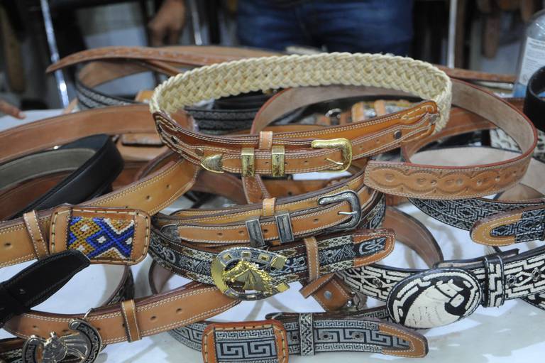 Cinturones Vaqueros para Hombre - CInturones de Piel Hechos en Mexico