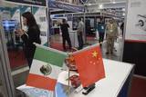 Se observa una bandera de China y México